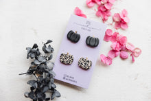 Load image into Gallery viewer, Black and Leopard Pumpkin 2 Stud Pack
